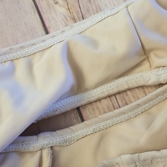 FOREVER 21 WEST COAST ONE PIECE SWIMSUIT - Picture 8 of 9